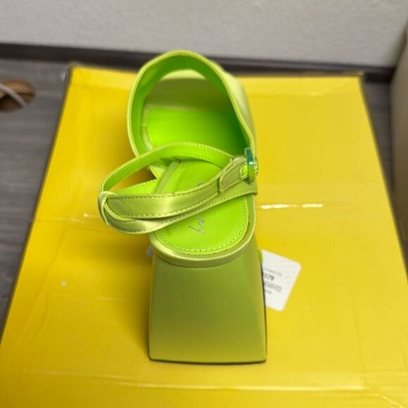 CIRCUS NY Miranda Two-Piece Platform Sandals - Picture 5 of 8